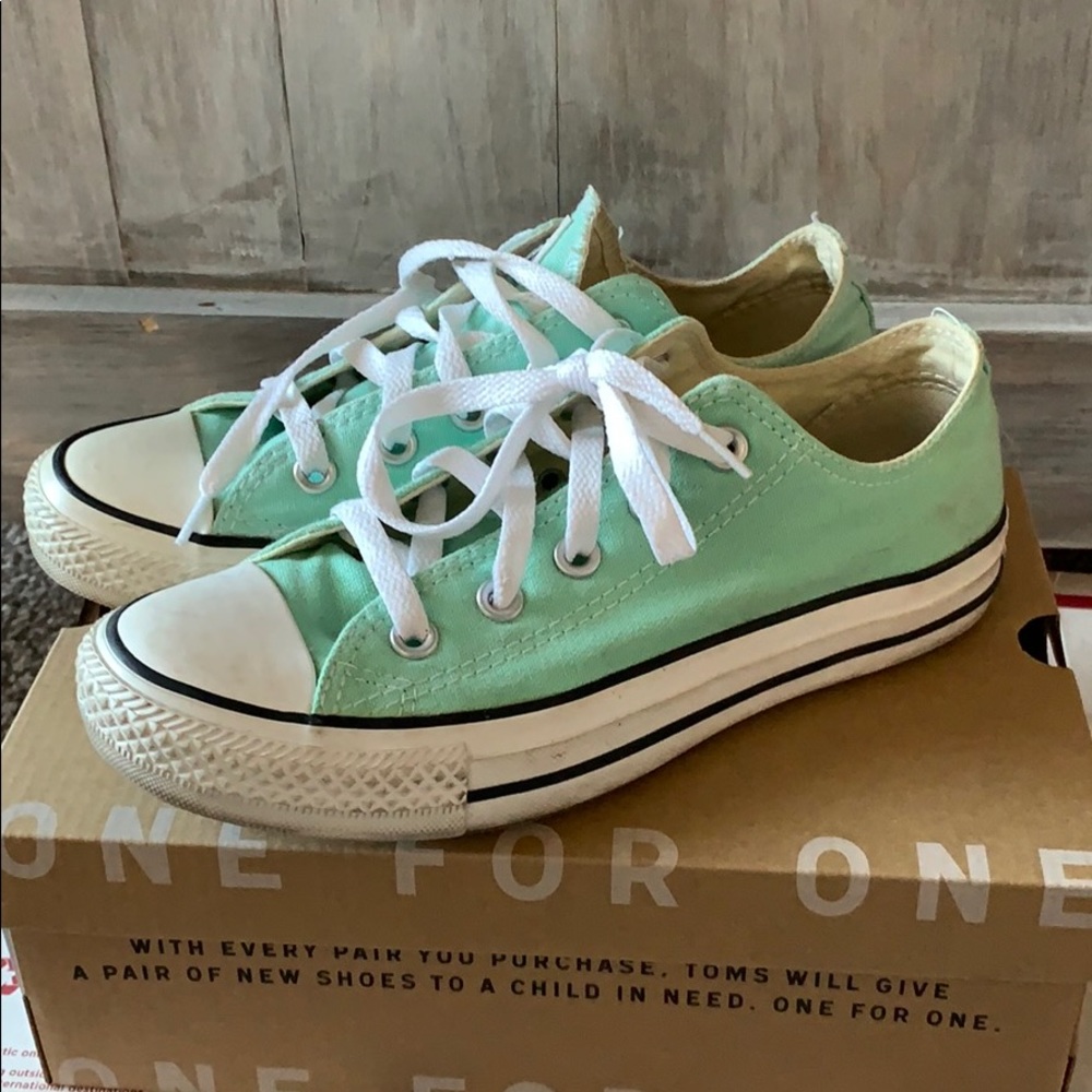 Mint green converse